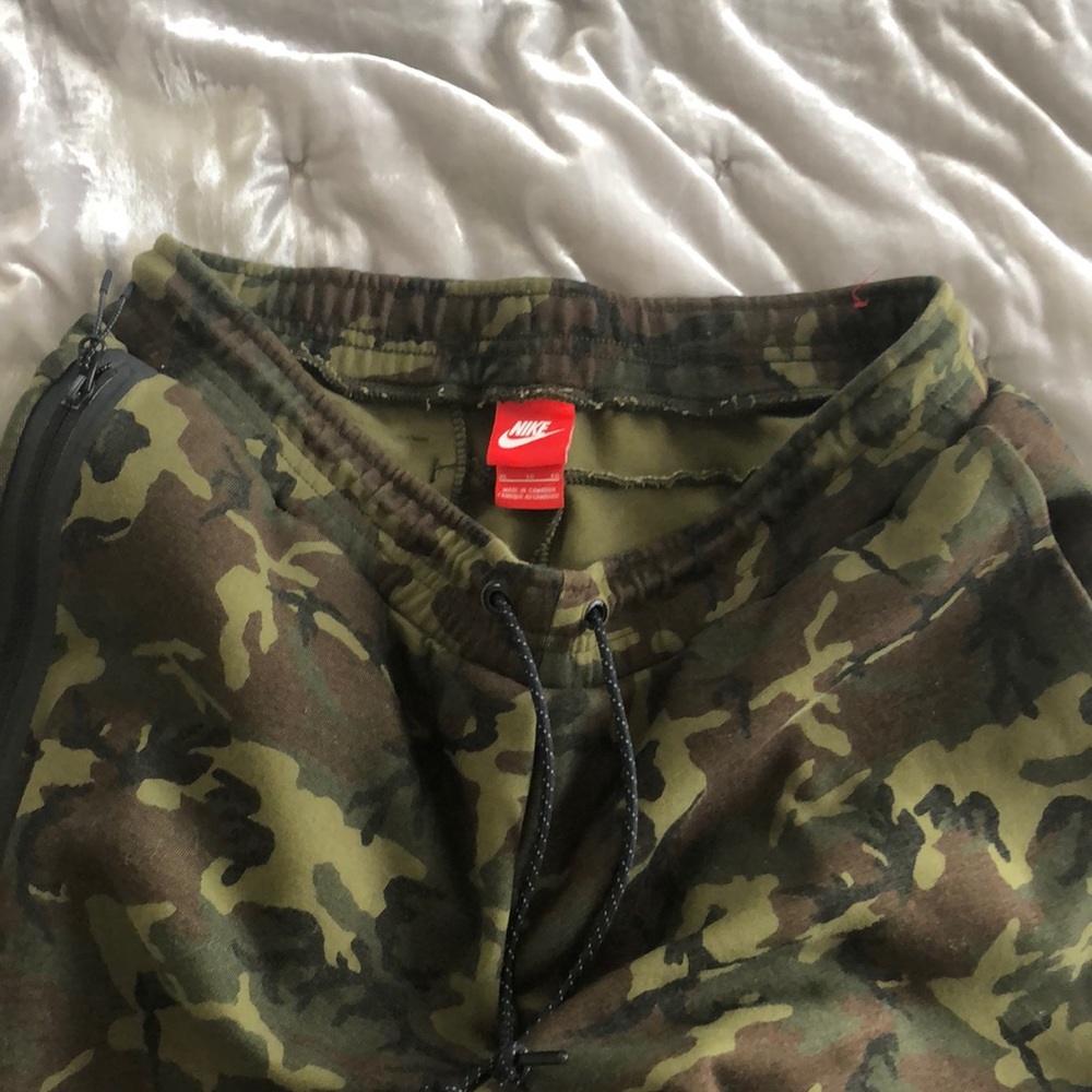 Nike tech joggers camp